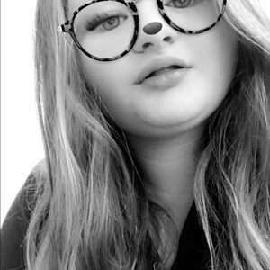 Meet your Posher, Gabrielle